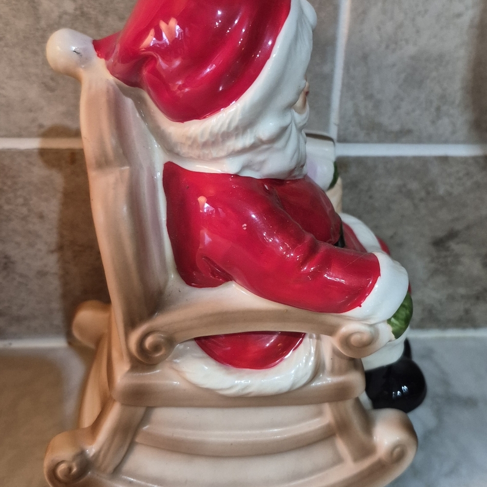 Vntge Ceramic Music Box, Lunds Lites Santa Claus In Rocking Chair, Made In JAPAN - Picture 5 of 5
